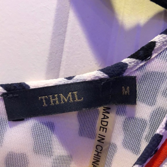 THML Dress - Picture 4 of 4